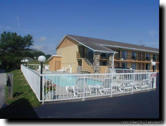 Econo Lodge Sevierville-Pigeon Forge On The River Exterior foto